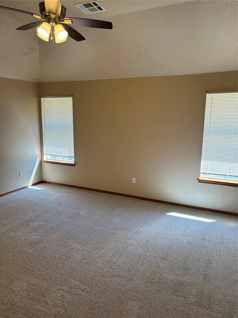Photo 19 — 8204 Prairie Ridge Road, Oklahoma City, OK 73135