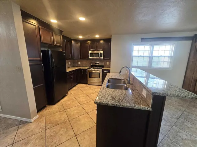 Photo 6 — 6805 NW 42nd Street, Bethany, OK 73008