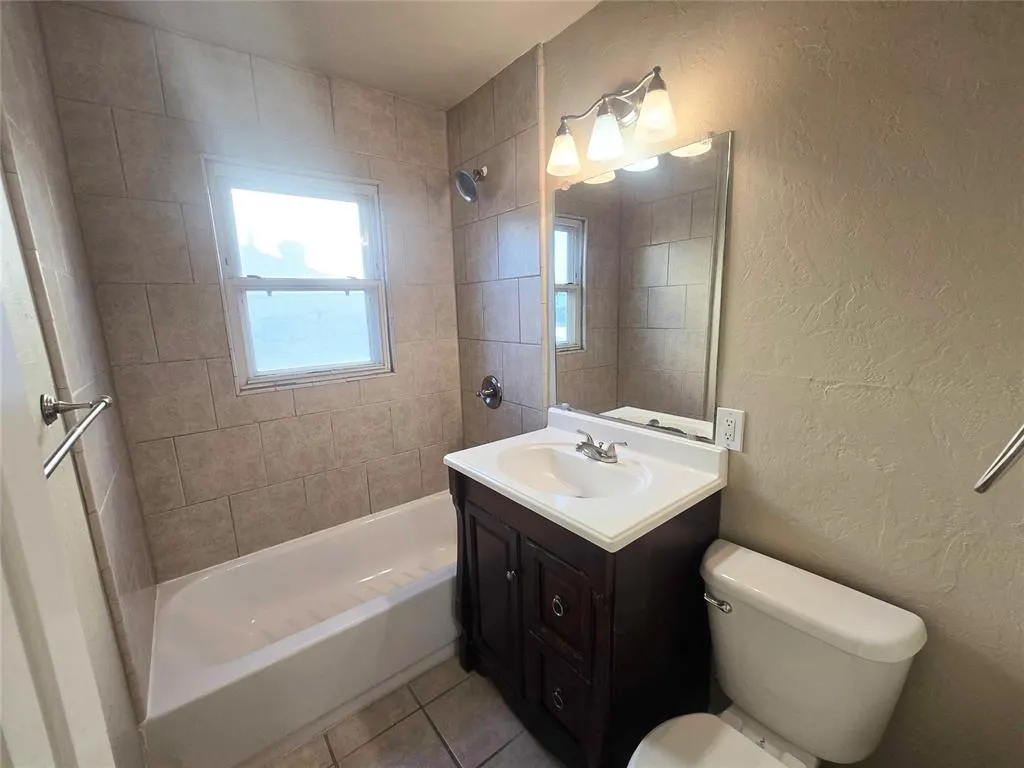 Photo 10 — 6805 NW 42nd Street, Bethany, OK 73008