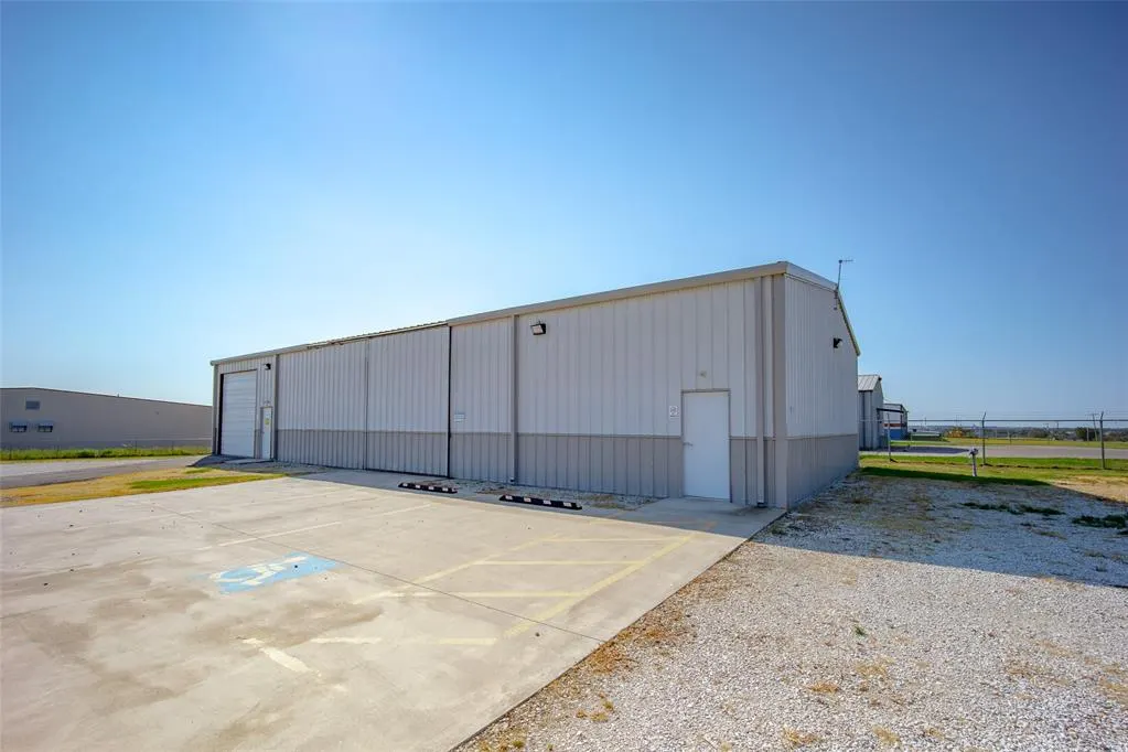 Photo 22 — 7811 N Kickapoo Avenue, Shawnee, OK 74804