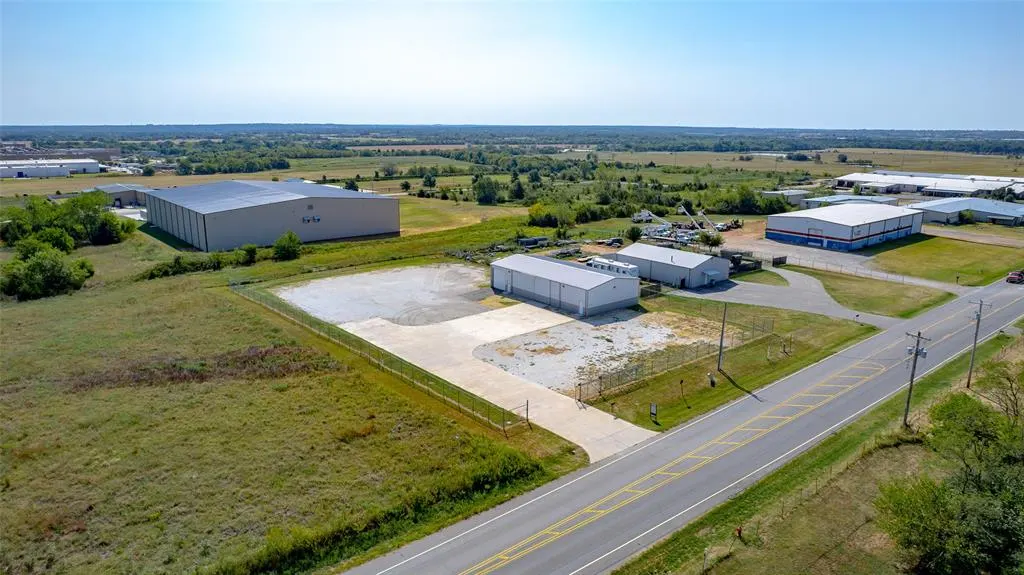 Photo 41 — 7811 N Kickapoo Avenue, Shawnee, OK 74804