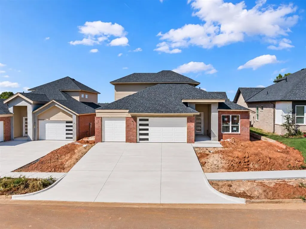 Front exterior — 15605 Egerton Place, Edmond, OK 73013