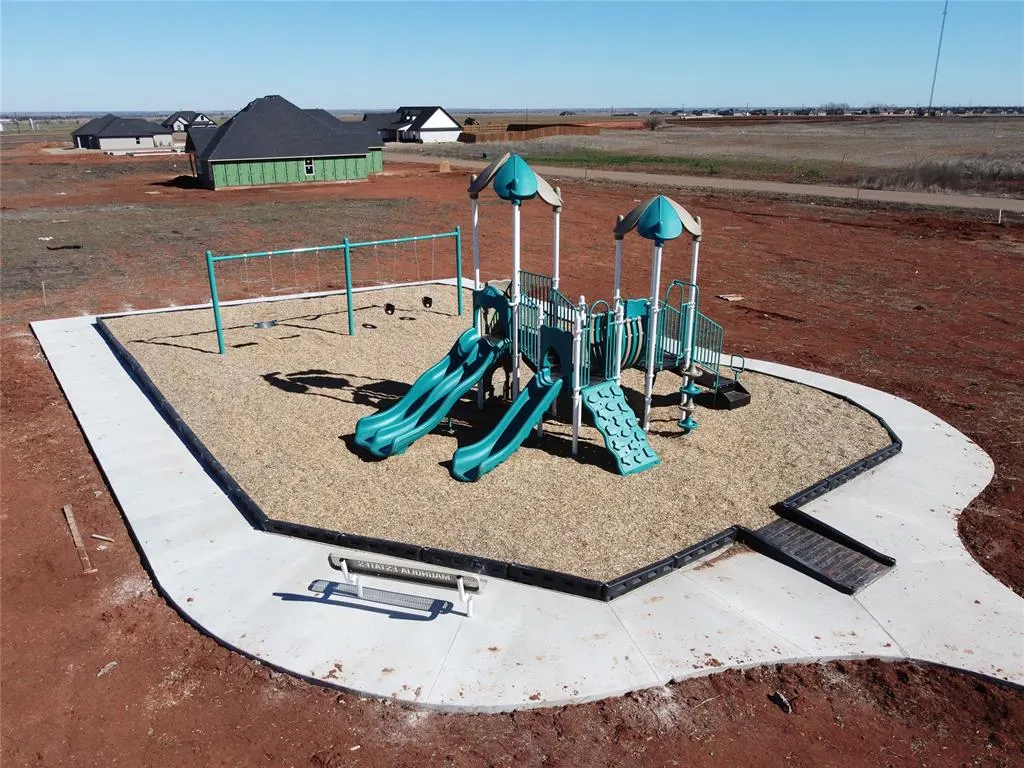 Photo 6 — 25161 Scarlett Street, Cashion, OK 73016