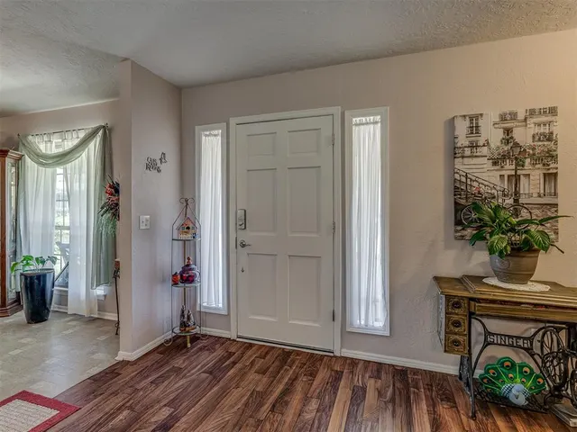 Photo 6 — 1317 California Avenue, Chickasha, OK 73018