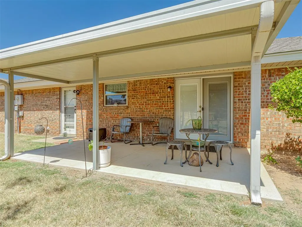 Photo 31 — 1317 California Avenue, Chickasha, OK 73018