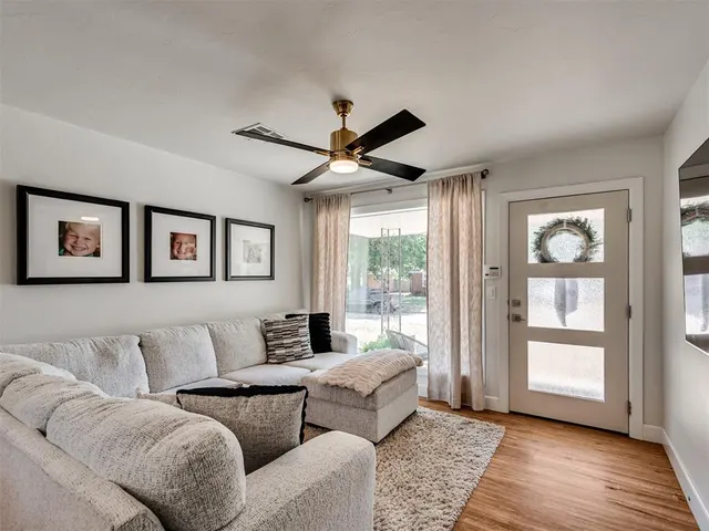 Photo 2 — 1605 Rowena Lane, Norman, OK 73069