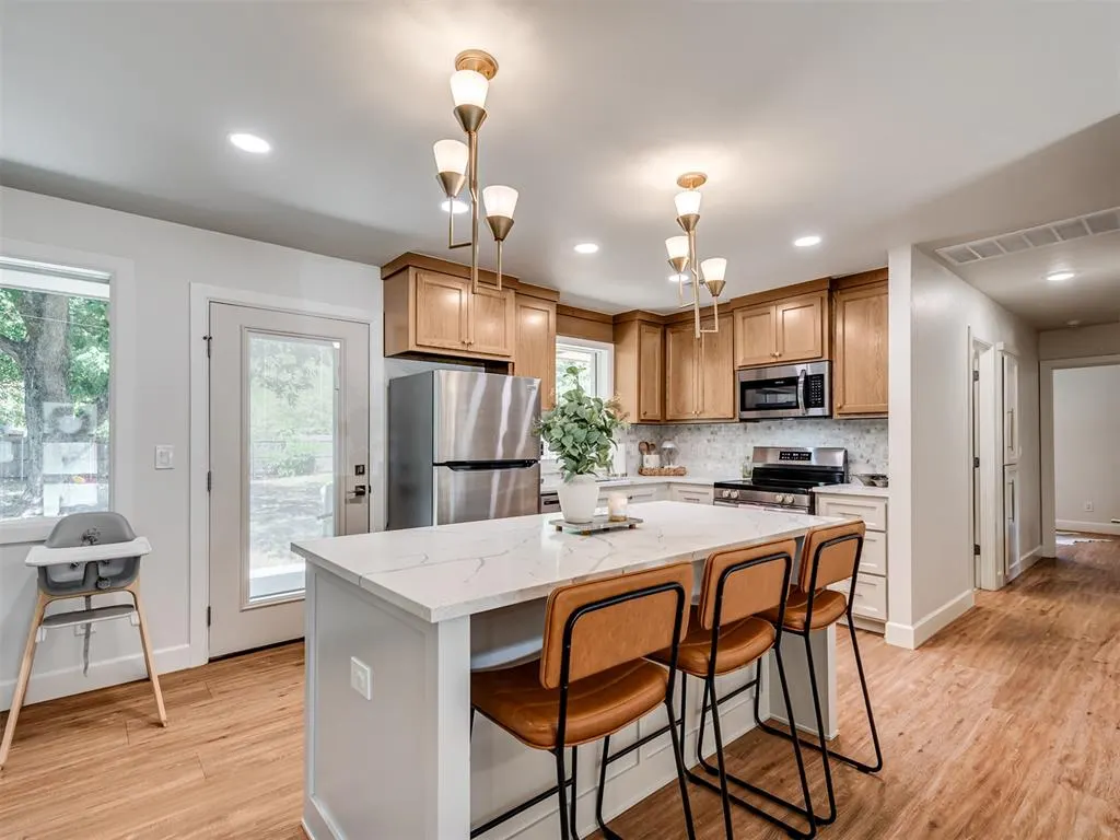 Photo 9 — 1605 Rowena Lane, Norman, OK 73069