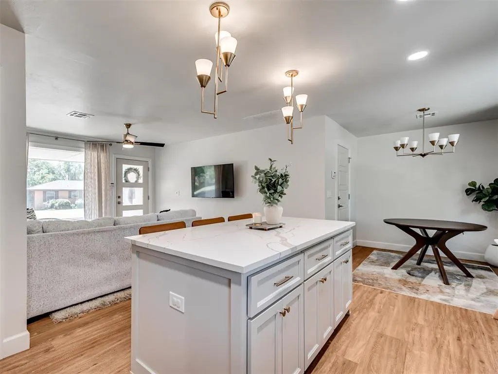 Photo 12 — 1605 Rowena Lane, Norman, OK 73069