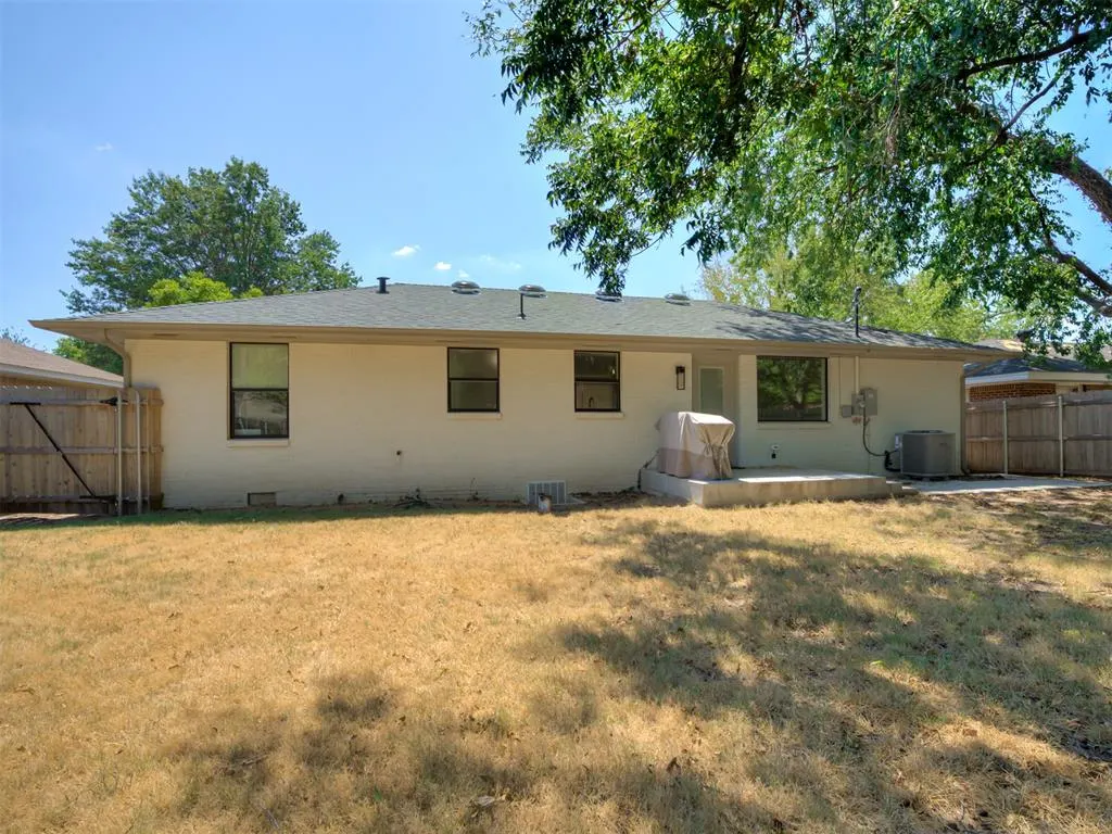 Photo 21 — 1605 Rowena Lane, Norman, OK 73069