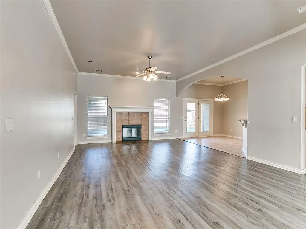 Photo 4 — 3905 Ashley Terrace, Yukon, OK 73099