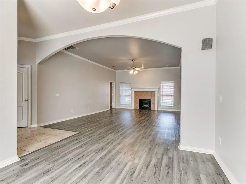 Photo 8 — 3905 Ashley Terrace, Yukon, OK 73099