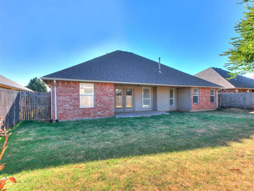 Photo 37 — 3905 Ashley Terrace, Yukon, OK 73099