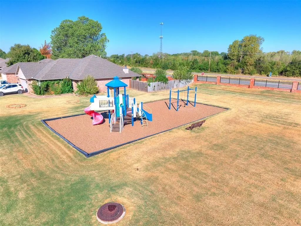 Photo 42 — 3905 Ashley Terrace, Yukon, OK 73099