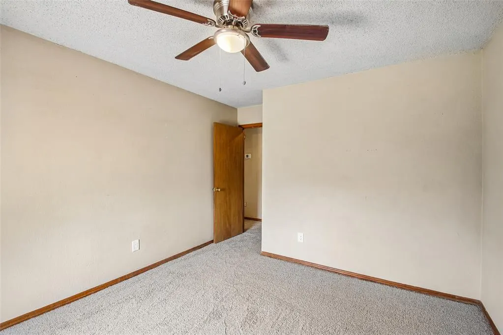 Photo 9 — 1536 Creekside Drive, Norman, OK 73071
