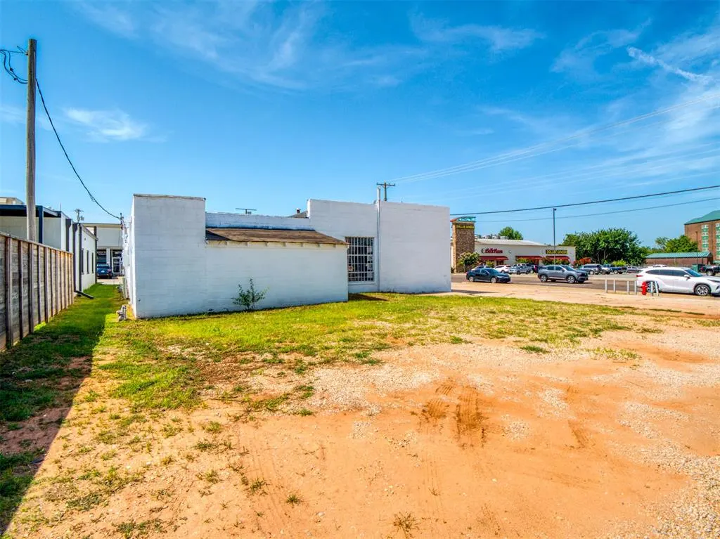 Photo 5 — 2318 S Air Depot Boulevard, Midwest City, OK 73110