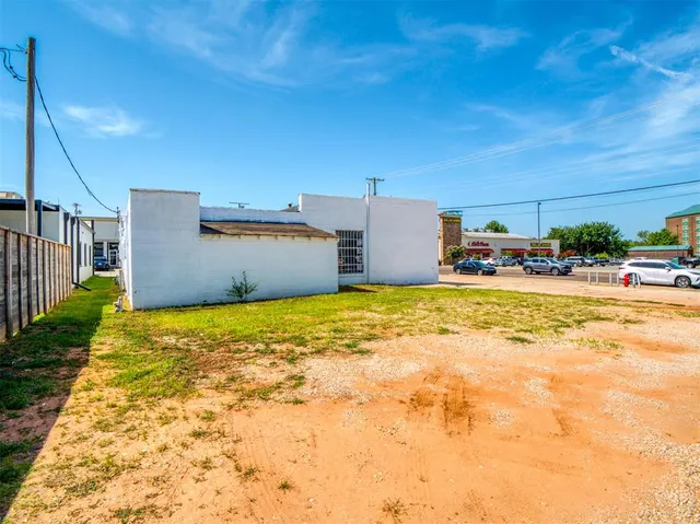 Photo 5 — 2318 S Air Depot Boulevard, Midwest City, OK 73110