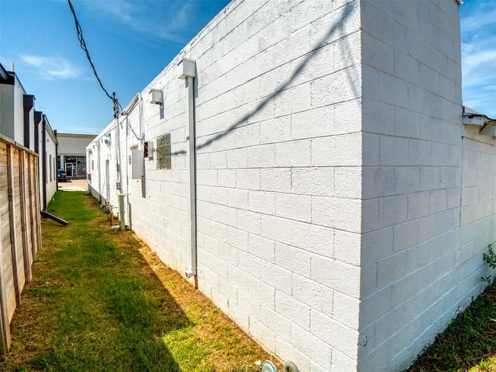 Photo 6 — 2318 S Air Depot Boulevard, Midwest City, OK 73110