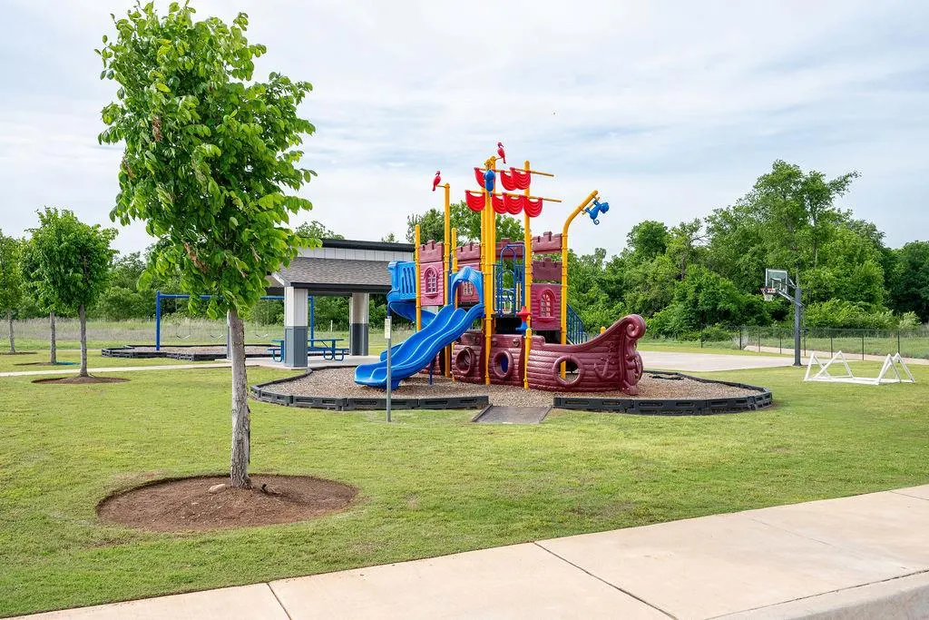 Photo 23 — 4604 Bermuda Drive, Mustang, OK 73064