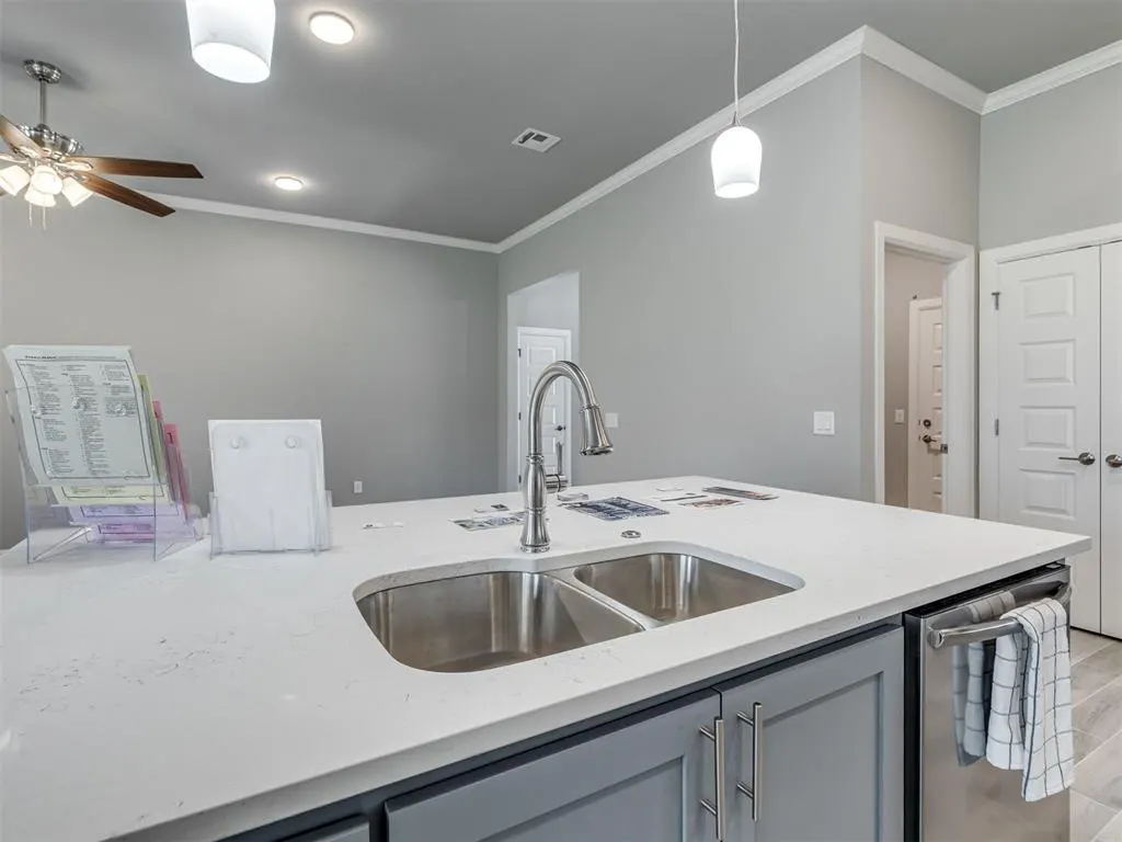 Photo 14 — 2905 Kingswood Drive, Norman, OK 73071