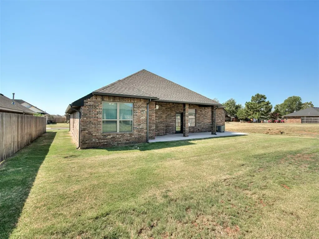 Photo 38 — 2905 Kingswood Drive, Norman, OK 73071