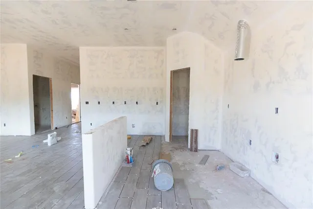 Photo 2 — 17096 Billy Road, Washington, OK 73093