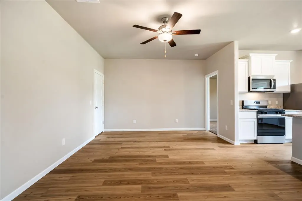 Photo 2 — 1521 Crimson Lake Boulevard, El Reno, OK 73036
