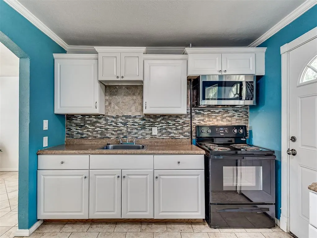 Photo 8 — 1420 SE 38th Street, Oklahoma City, OK 73129