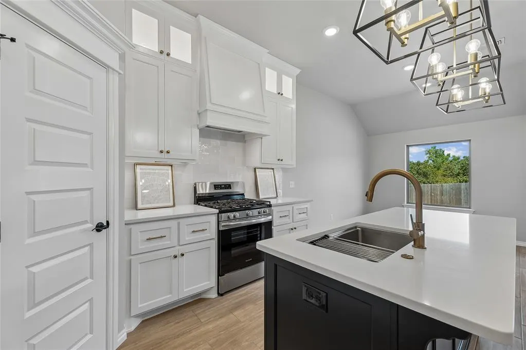 Photo 17 — 8125 Mountain Oak Drive, Edmond, OK 73034