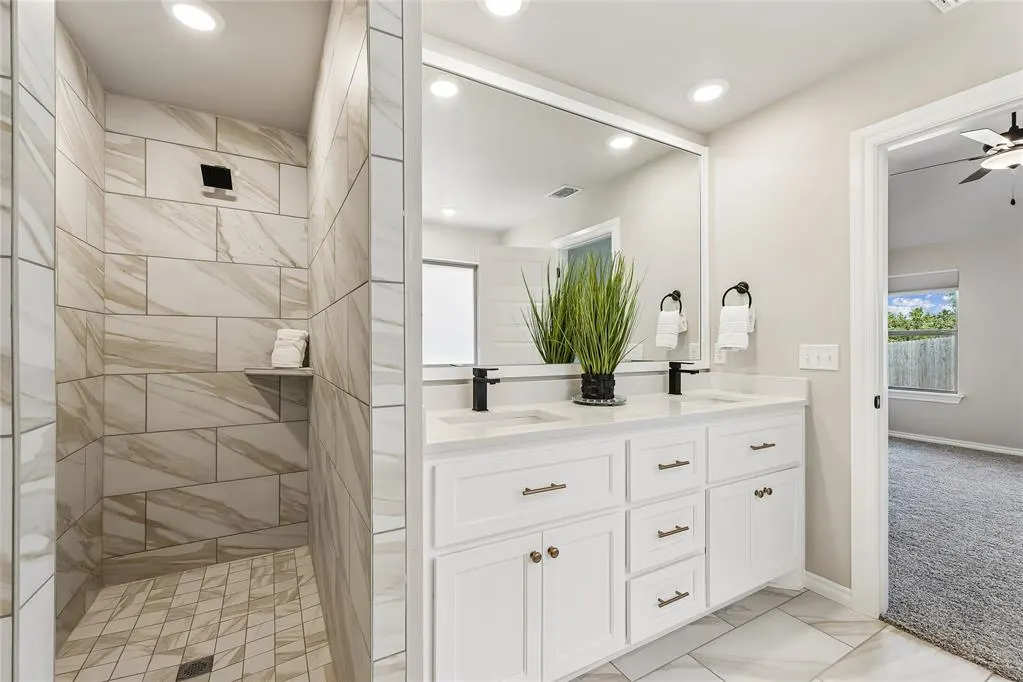 Photo 30 — 8125 Mountain Oak Drive, Edmond, OK 73034