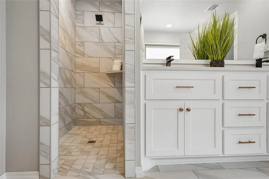 Photo 31 — 8125 Mountain Oak Drive, Edmond, OK 73034