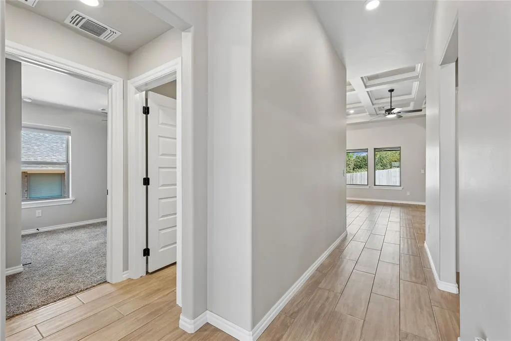 Photo 38 — 8125 Mountain Oak Drive, Edmond, OK 73034