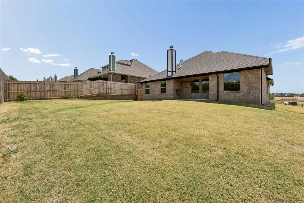 Photo 46 — 8125 Mountain Oak Drive, Edmond, OK 73034