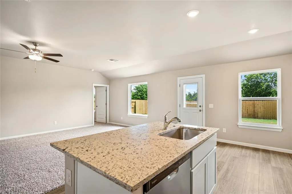 Photo 4 — 1905 Palmatum Road, El Reno, OK 73036