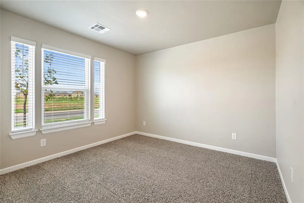 Photo 9 — 1908 Palmatum Road, El Reno, OK 73036