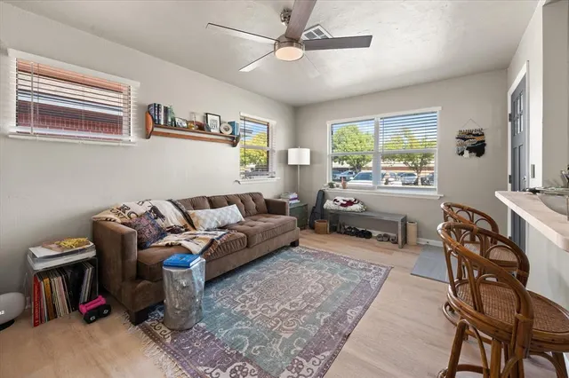 Photo 7 — 920 E Wayne Street, Edmond, OK 73034