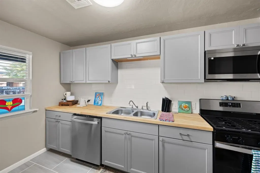 Photo 12 — 920 E Wayne Street, Edmond, OK 73034