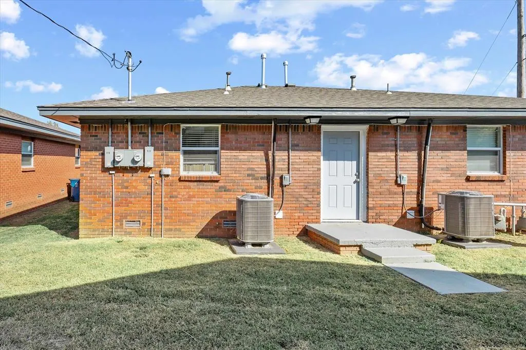 Photo 18 — 920 E Wayne Street, Edmond, OK 73034