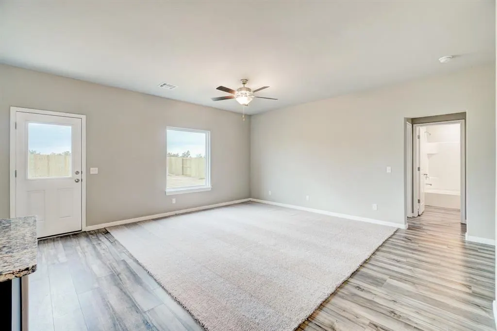 Photo 8 — 1922 Redwood Lane, El Reno, OK 73036