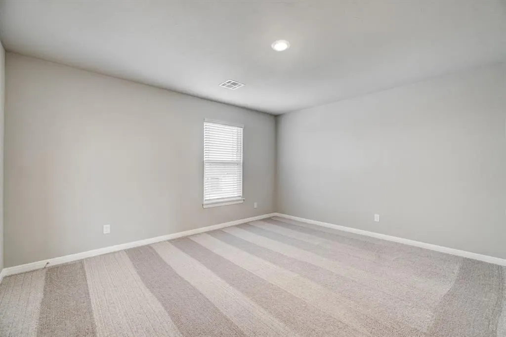 Photo 12 — 1922 Redwood Lane, El Reno, OK 73036