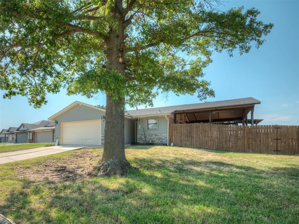 Photo 5 — 497 Hardesty Drive, Shawnee, OK 74804