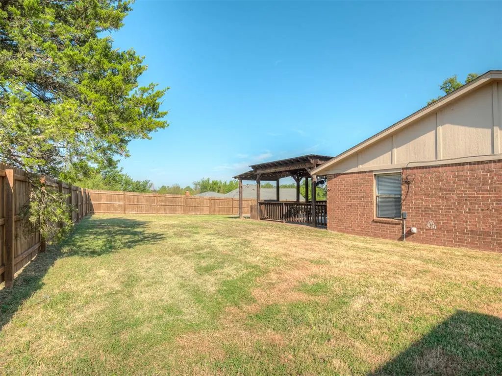 Photo 37 — 497 Hardesty Drive, Shawnee, OK 74804