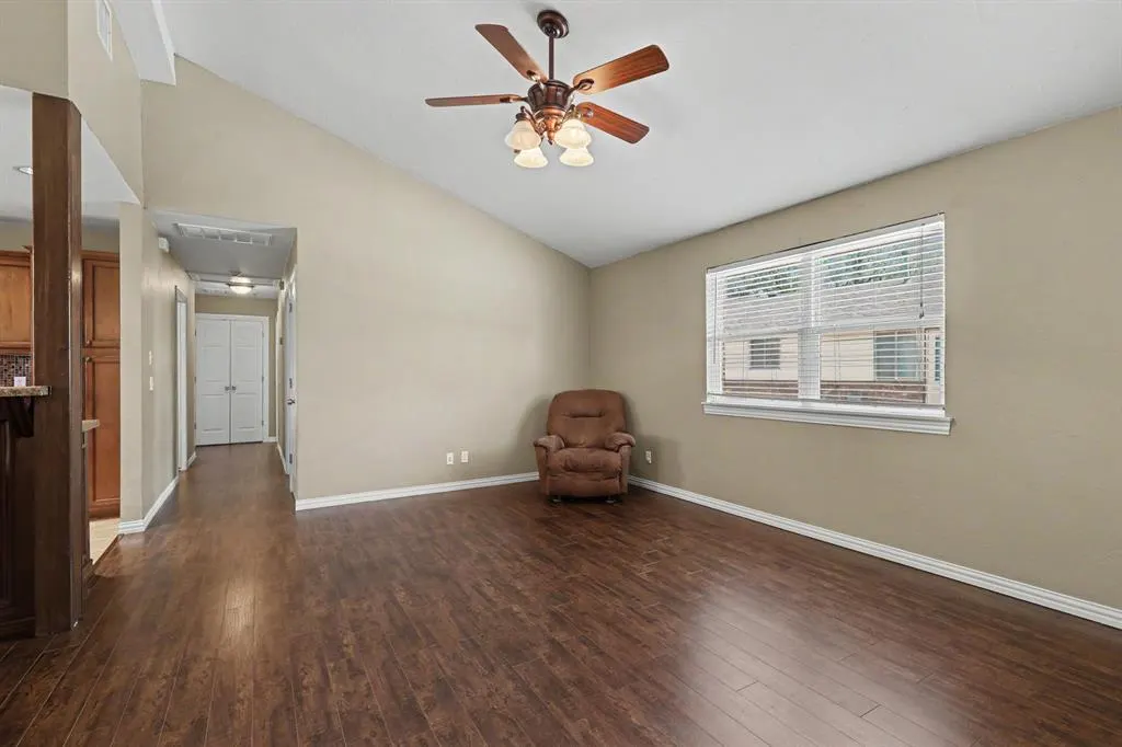 Photo 8 — 5705 NW 67th Street, Oklahoma City, OK 73132