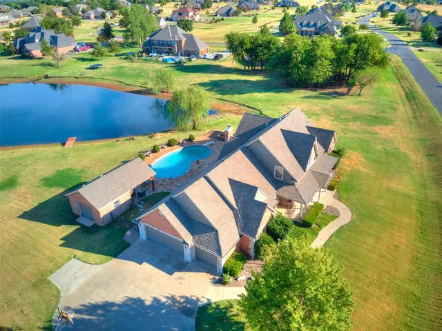 Photo 2 — 22700 Emily Way, Edmond, OK 73025