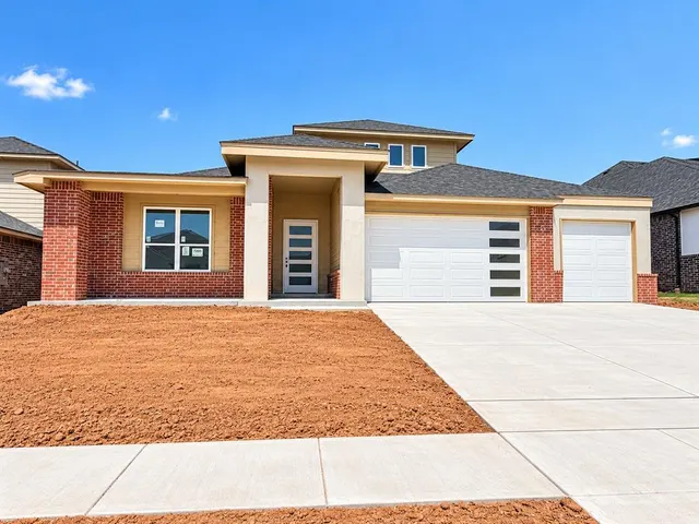 Photo 2 — 7201 NW 155th Street, Edmond, OK 73013