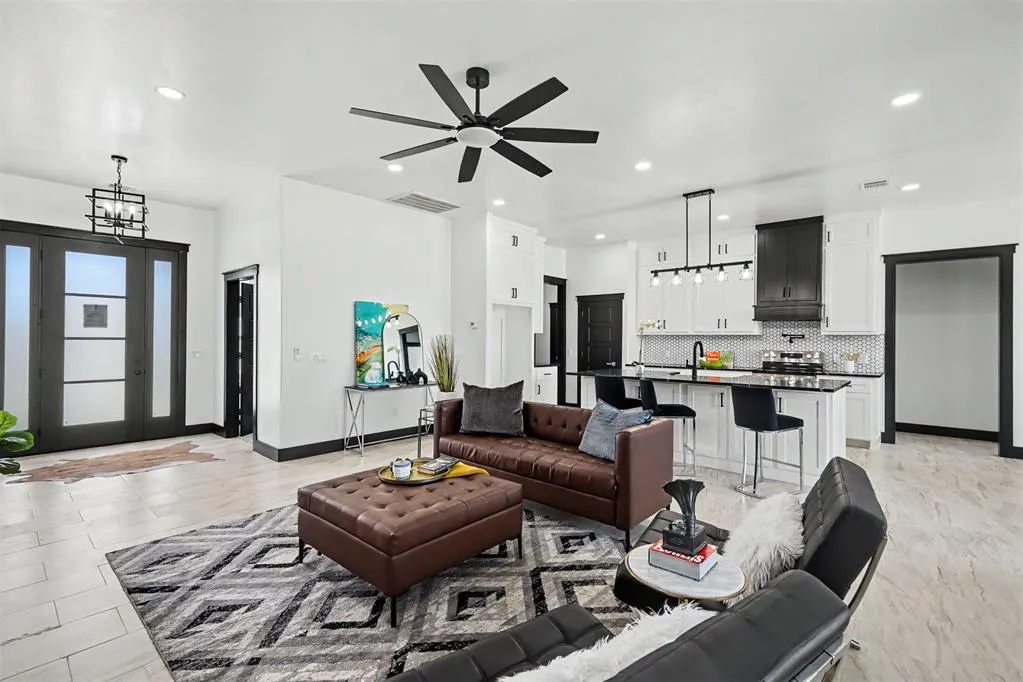 Photo 11 — 2440 Canyon Circle, Blanchard, OK 73010