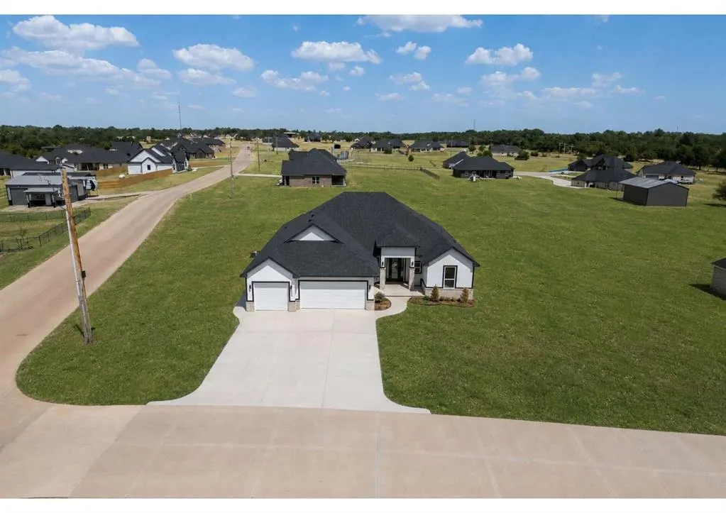 Photo 42 — 2440 Canyon Circle, Blanchard, OK 73010