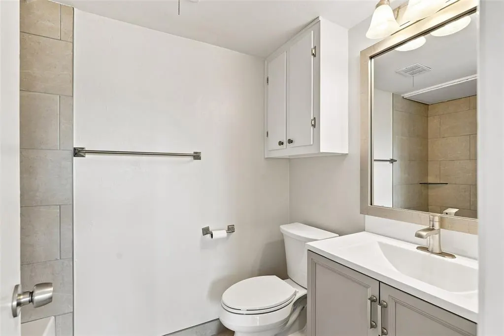 Photo 14 — 6100 N Brookline Avenue 20, Oklahoma City, OK 73112