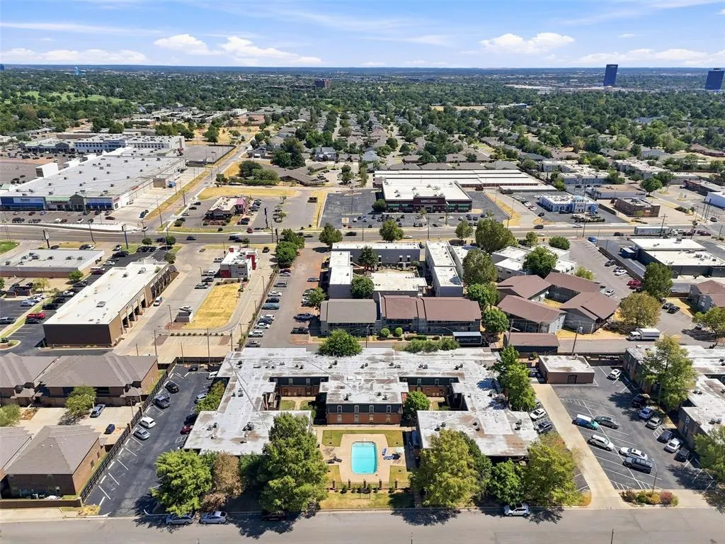 Photo 34 — 6100 N Brookline Avenue 20, Oklahoma City, OK 73112