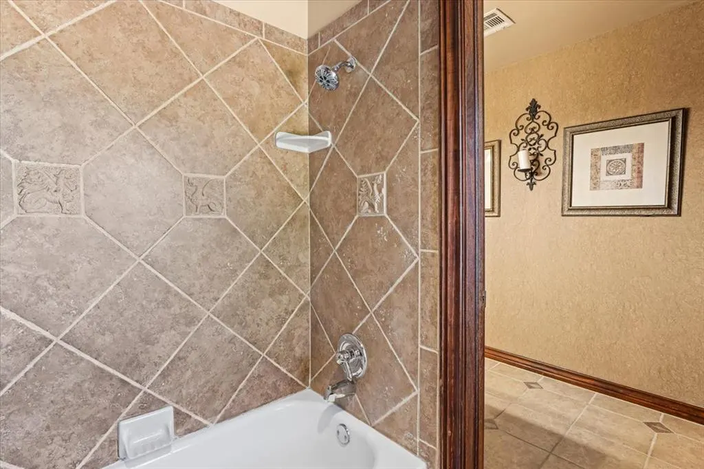 Photo 36 — 9948 Fawn Hollow Road, Mustang, OK 73064