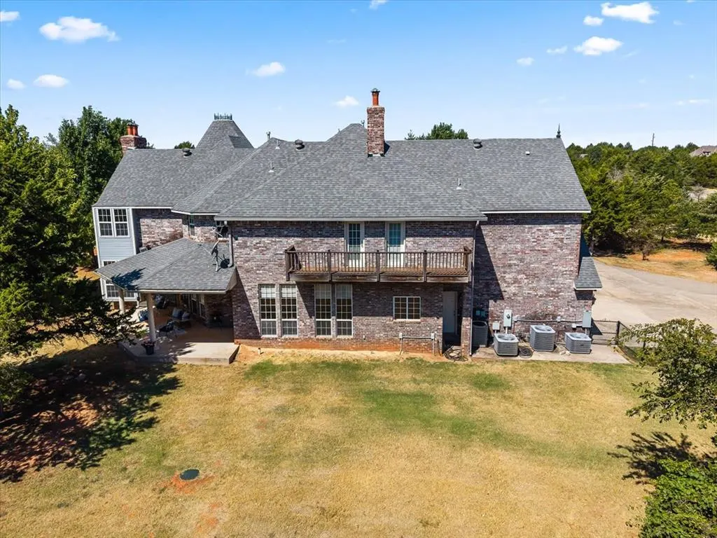 Photo 42 — 9948 Fawn Hollow Road, Mustang, OK 73064